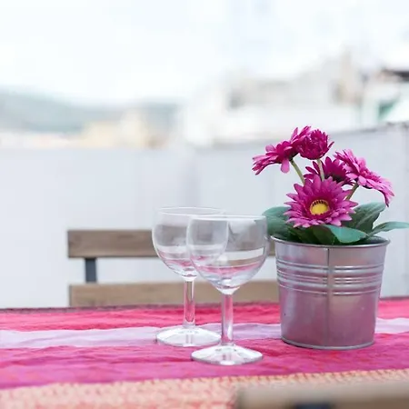 Apartment Sunny Atic With Terrace - Close To Camp Nou And Bcn Fair L'Hospitalet de Llobregat