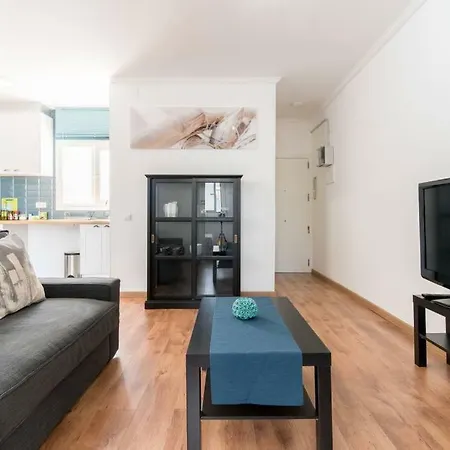 Apartment Sunny Atic With Terrace - Close To Camp Nou And Bcn Fair L'Hospitalet de Llobregat